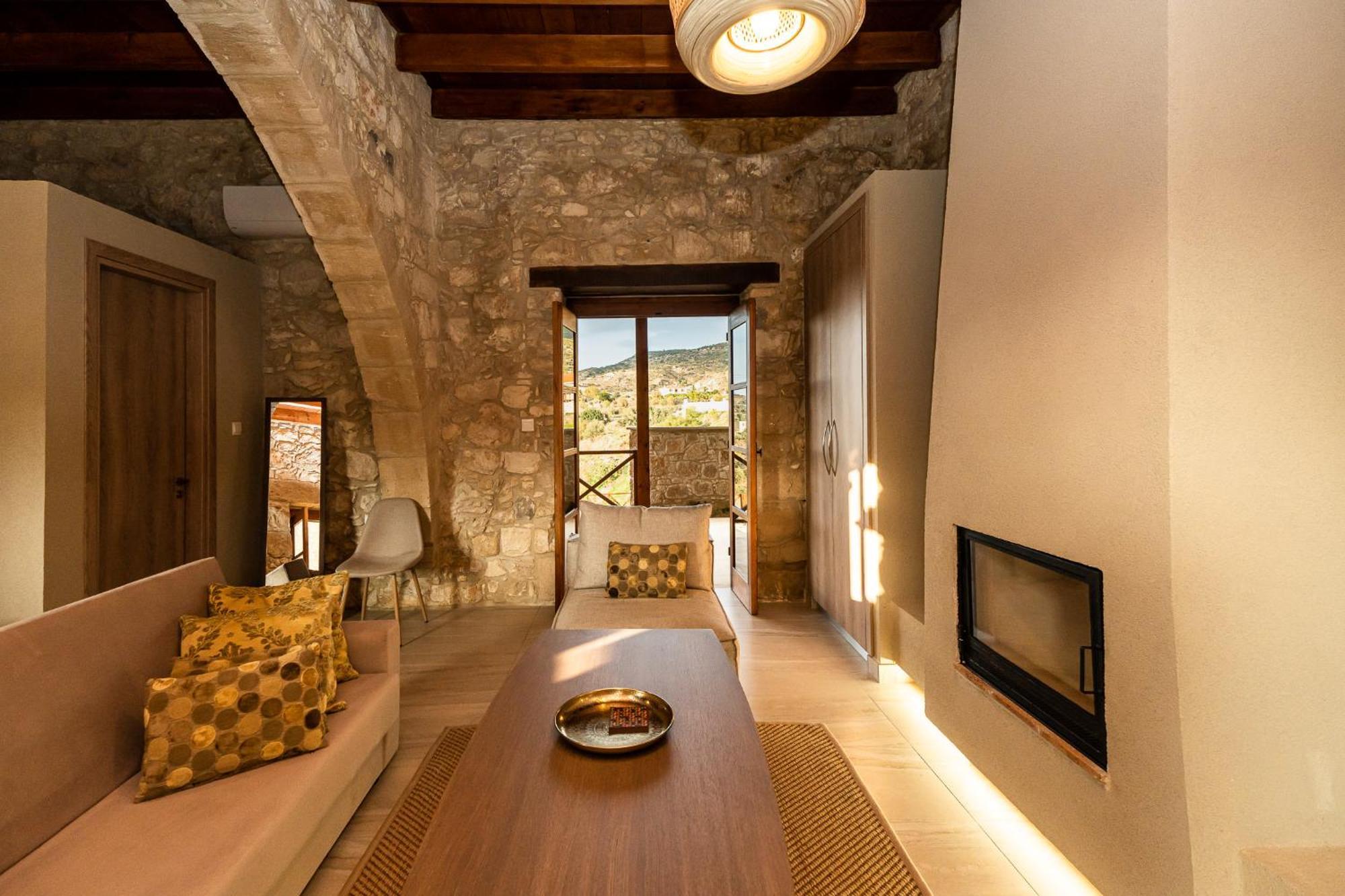 Harma Traditional Boutique Suites Paphos ห้อง รูปภาพ