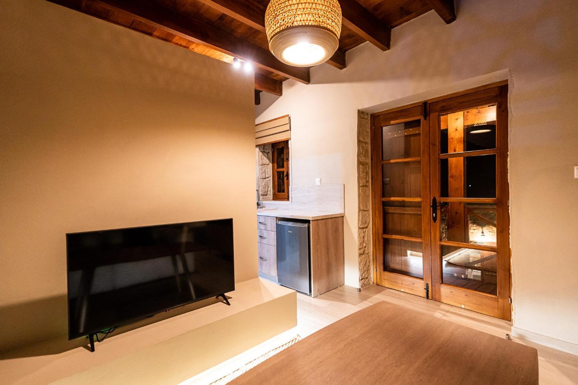 Harma Traditional Boutique Suites Paphos ห้อง รูปภาพ