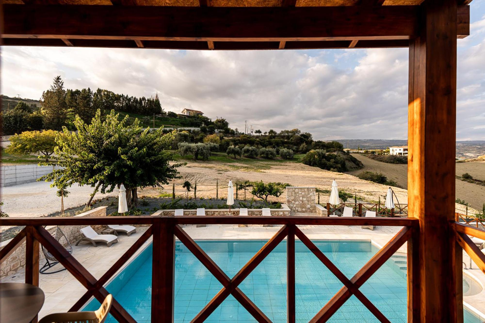 Harma Traditional Boutique Suites Paphos ภายนอก รูปภาพ